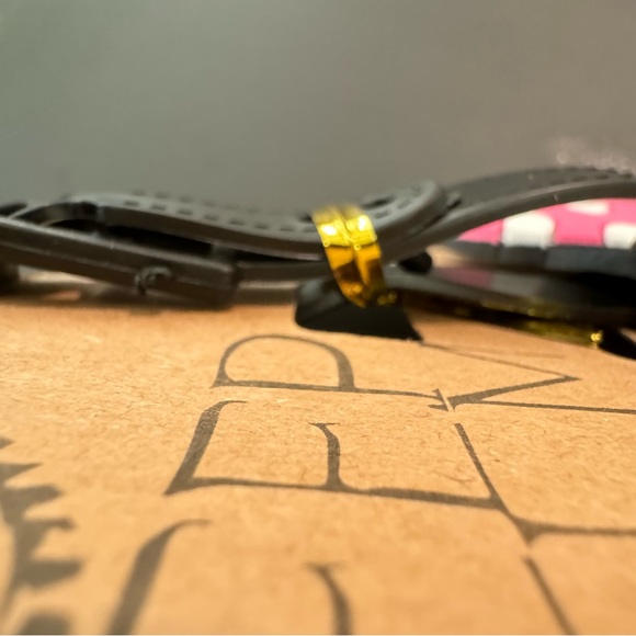 NWT Minnie Mouse Luggage Tag - Picture 6 of 9